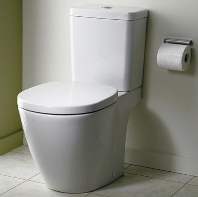 Vas WC Ideal Standard fixare in pardoseala cu rezervor pe vas Cube si capac inchidere lenta gama Connect, alb