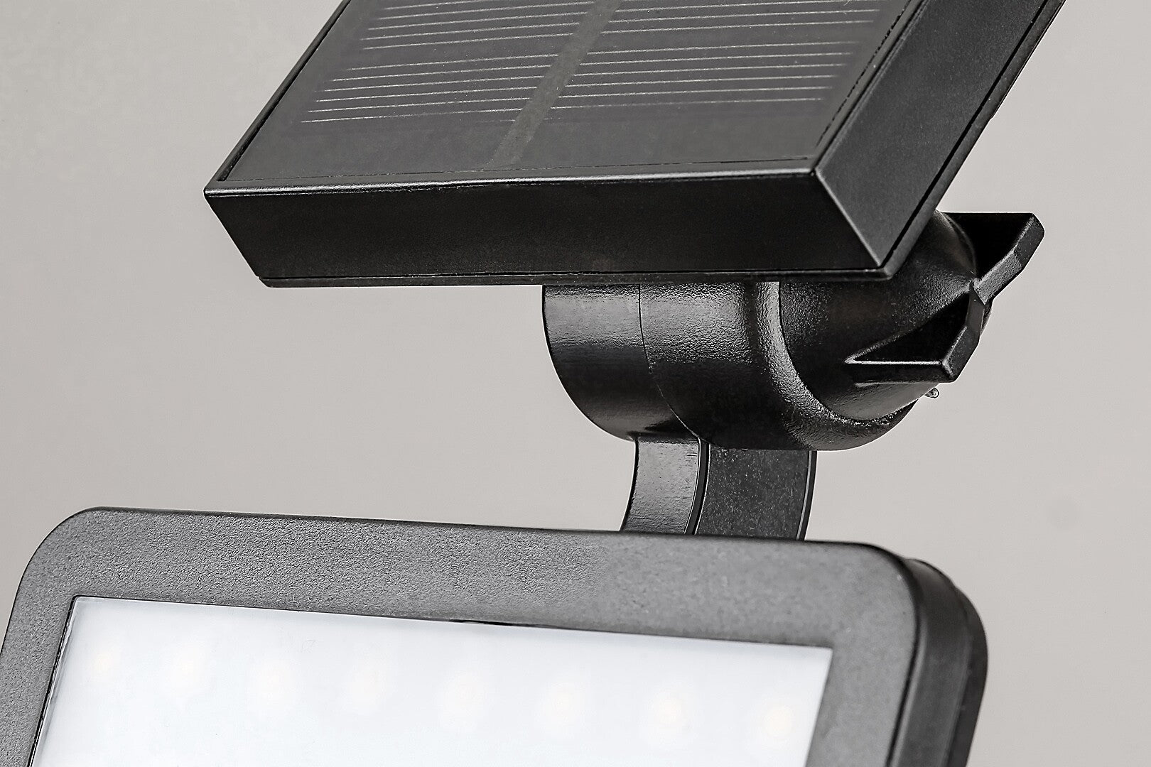 lampa solara Kelna LED 9,6, negru