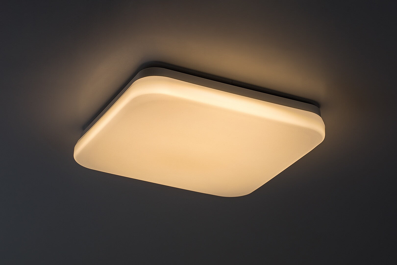 plafoniera LED Lowar LED 18, alb