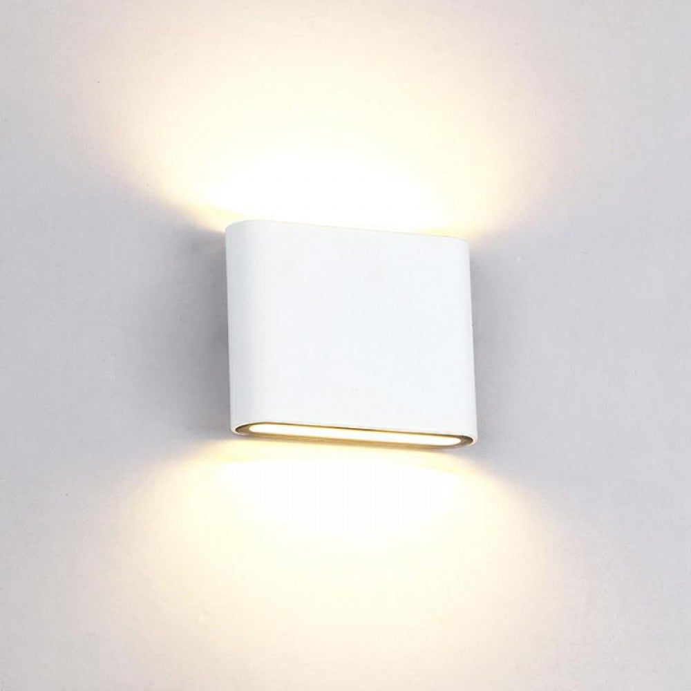 Aplica LED de exterior extra-plata, 6W=40W, 3000K, lumina calda, 540Lm, IP65