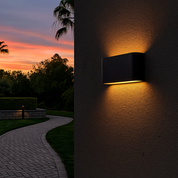 Extra-plata outdoor LED wall light, 12W=75W, 3000K, warm light, 1080Lm, IP65