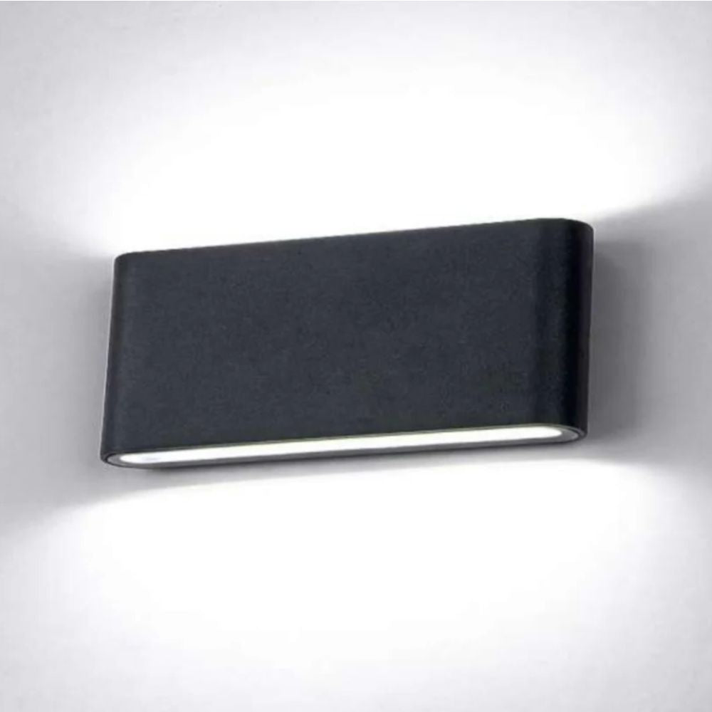 Aplica LED de exterior extra-plata Long, 24W=160W, 3000K, lumina calda, 2160Lm, IP65