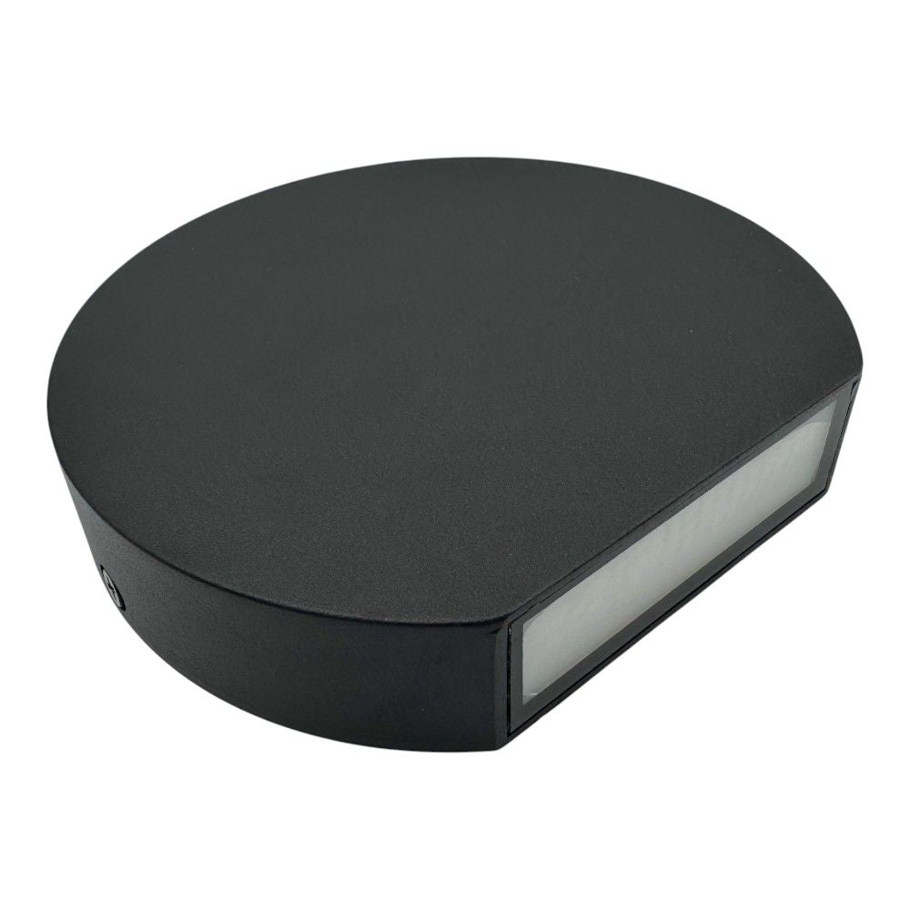 Aplica LED Perete Semicerc fi135, 7W, 6000K, lumina rece, cu protectie IP65