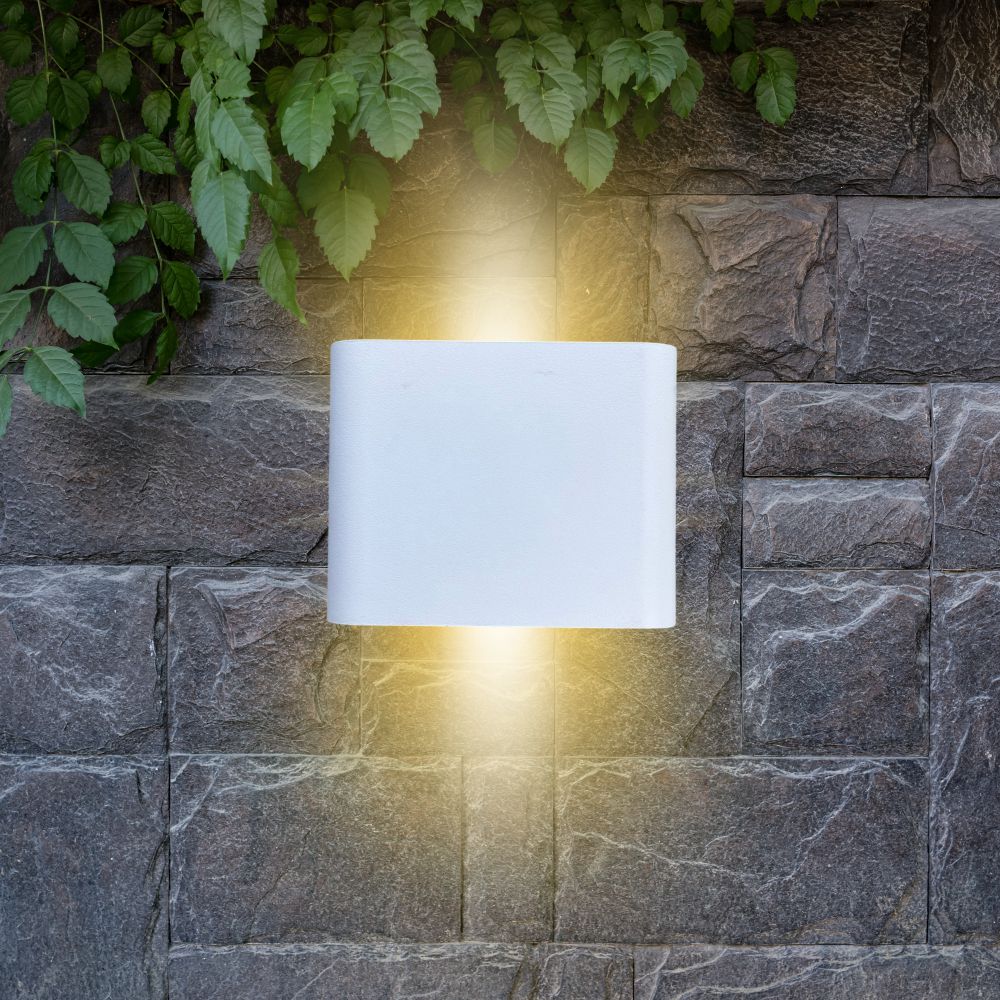 Aplica LED de exterior extra-plata, 6W=40W, 3000K, lumina calda, 540Lm, IP65